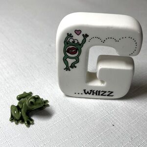 Frog Decor & Letter G with WHIZZ - White and Green. Fun. G-WHIZZ